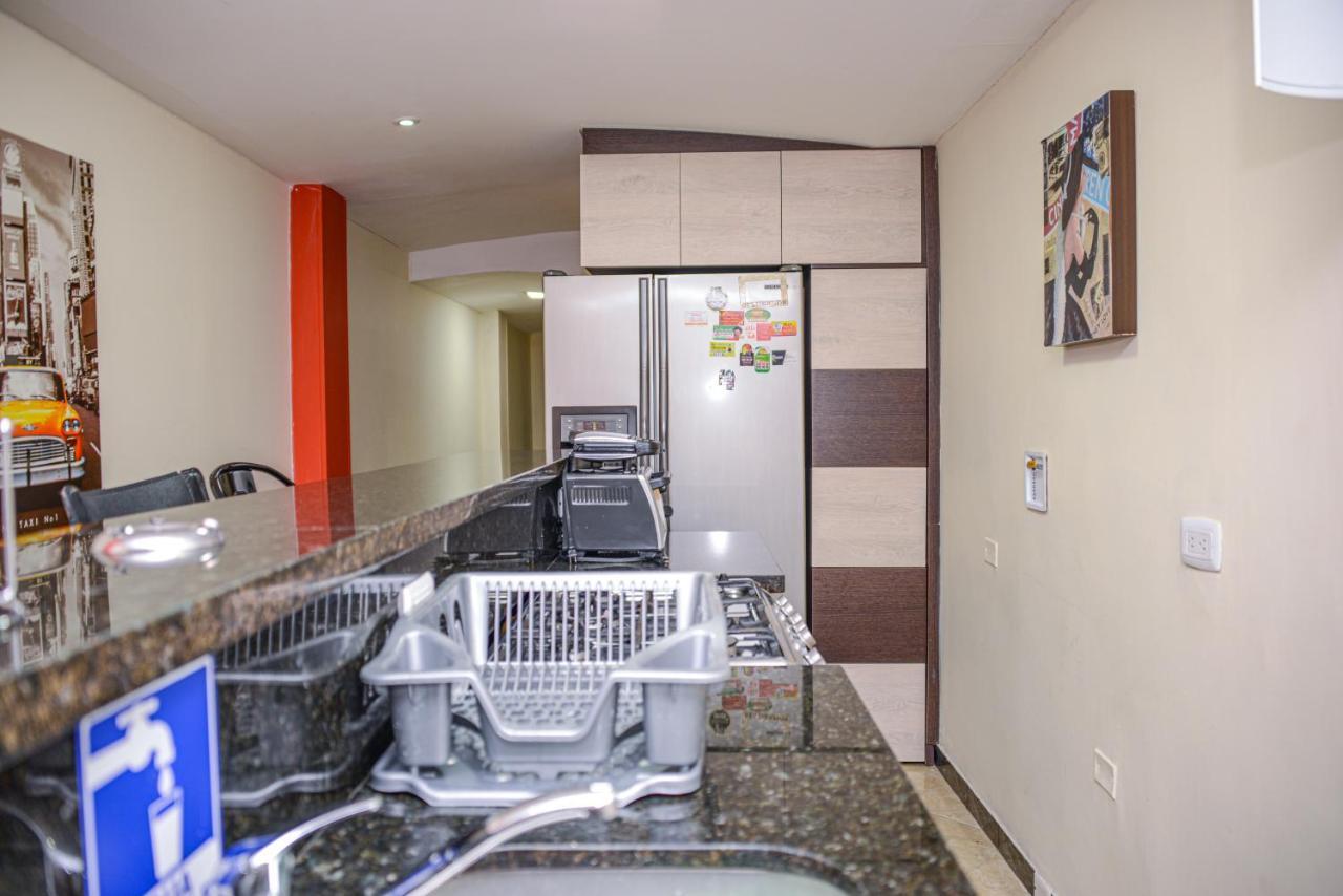 Calle 8 Suites Медельин Экстерьер фото